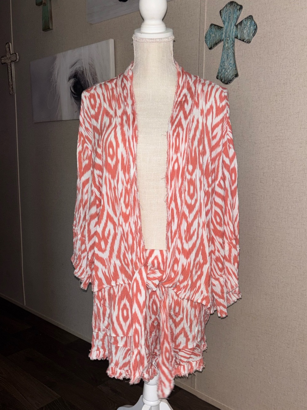 Umgee Coral Ikat Women's Set